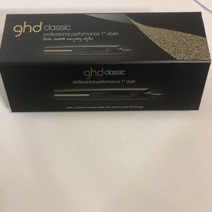 **NIB** ghd Gold Classic 1" Ceramic Styler